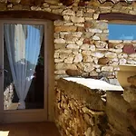 Esprit Garrigues D'uzes Bed & Breakfast
